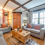 Holiday home Nobles - Uk43351 Whitby