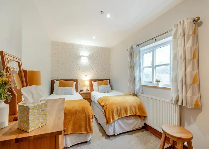 Hébergement de vacances Nobles - Uk43351 *