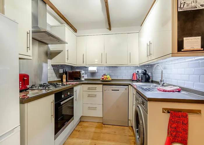 Nobles - Uk43351 Whitby